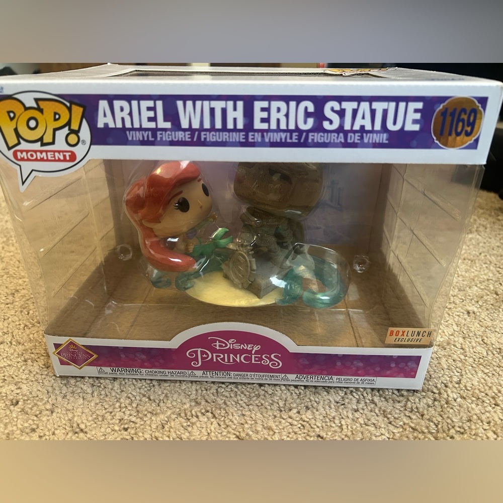 Funko Pop! Ariel with Eric Statue - Red, Purple, Teal, Gold